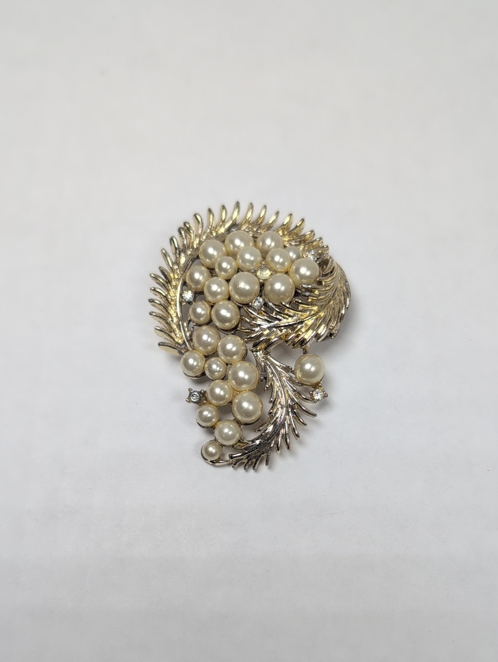 Vintage Coro Gold-Tone Pearl Cluster Brooch with Rhinestones